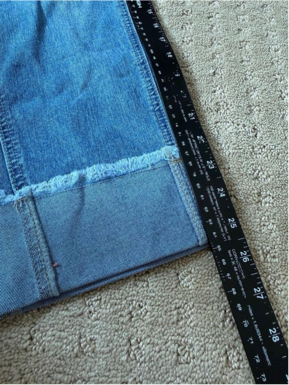 Flamingals Wash Seam Front Roll Raw Hem Mid Rise Straight Leg Jeans M - Picture 4 of 6